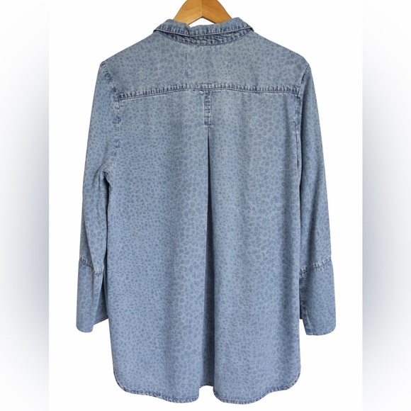 Bella Dahl Blue Leopard Tencel Hi-Low Button Down Shirt Size L - Picture 2 of 5